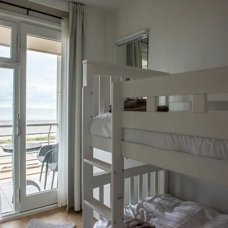 In With Sea Views Apartment *